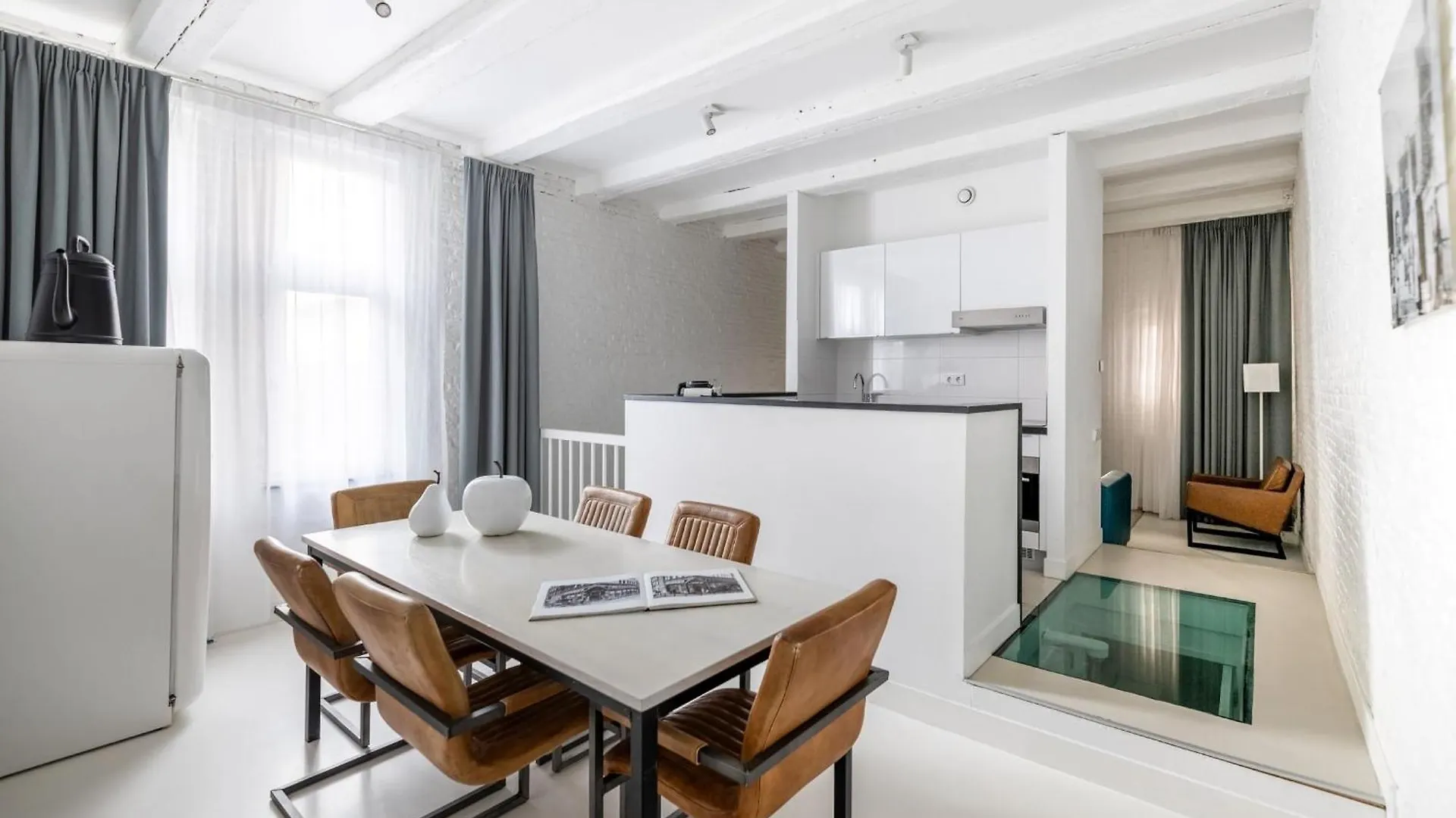 Yays Amsterdam Salthouse Canal By Numa Aparthotel
