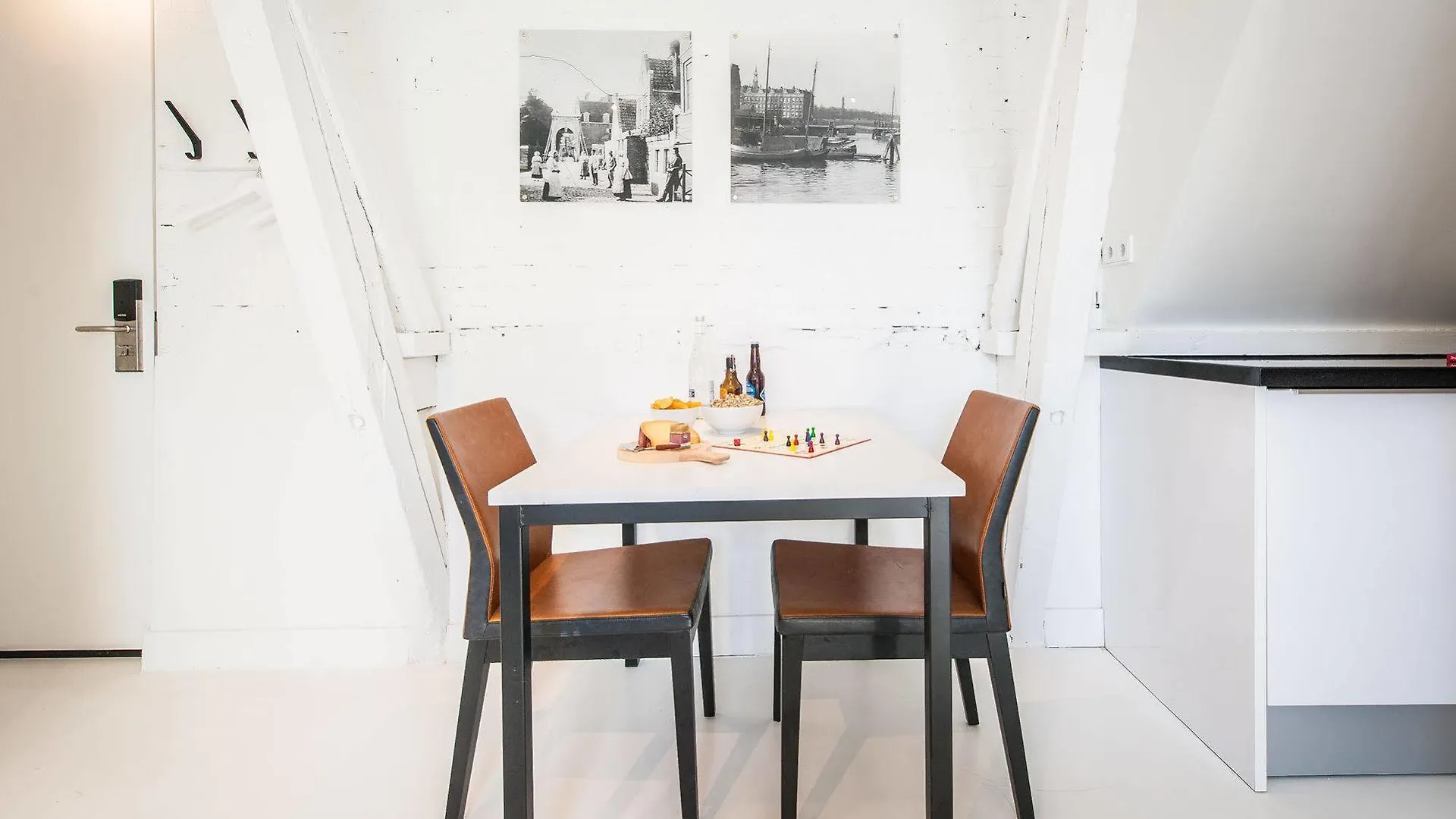 Yays Amsterdam Salthouse Canal By Numa Aparthotel