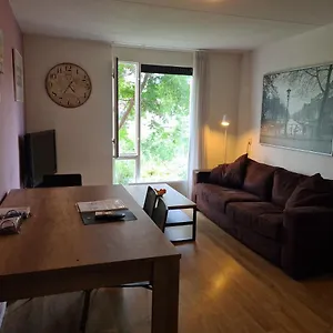 Johan's B&b, Dakterras & Goedkoop Parkeren - Sinds 2014 Amsterdam
